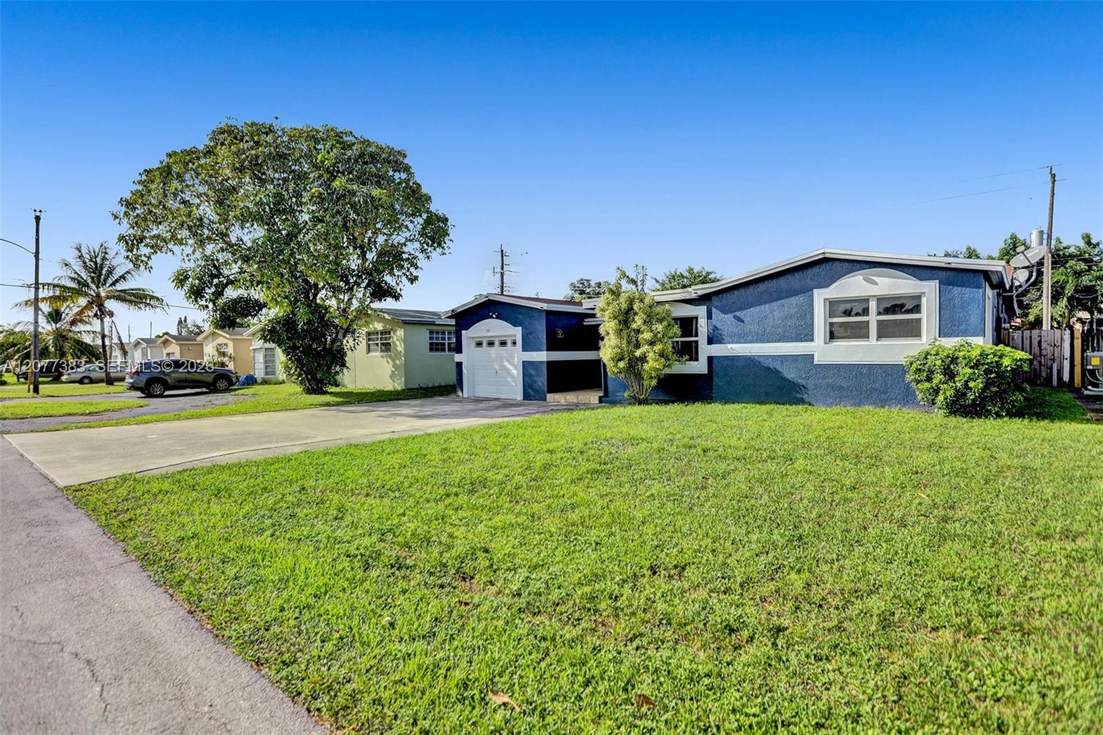 7221 Fairway Blvd — Photo 3