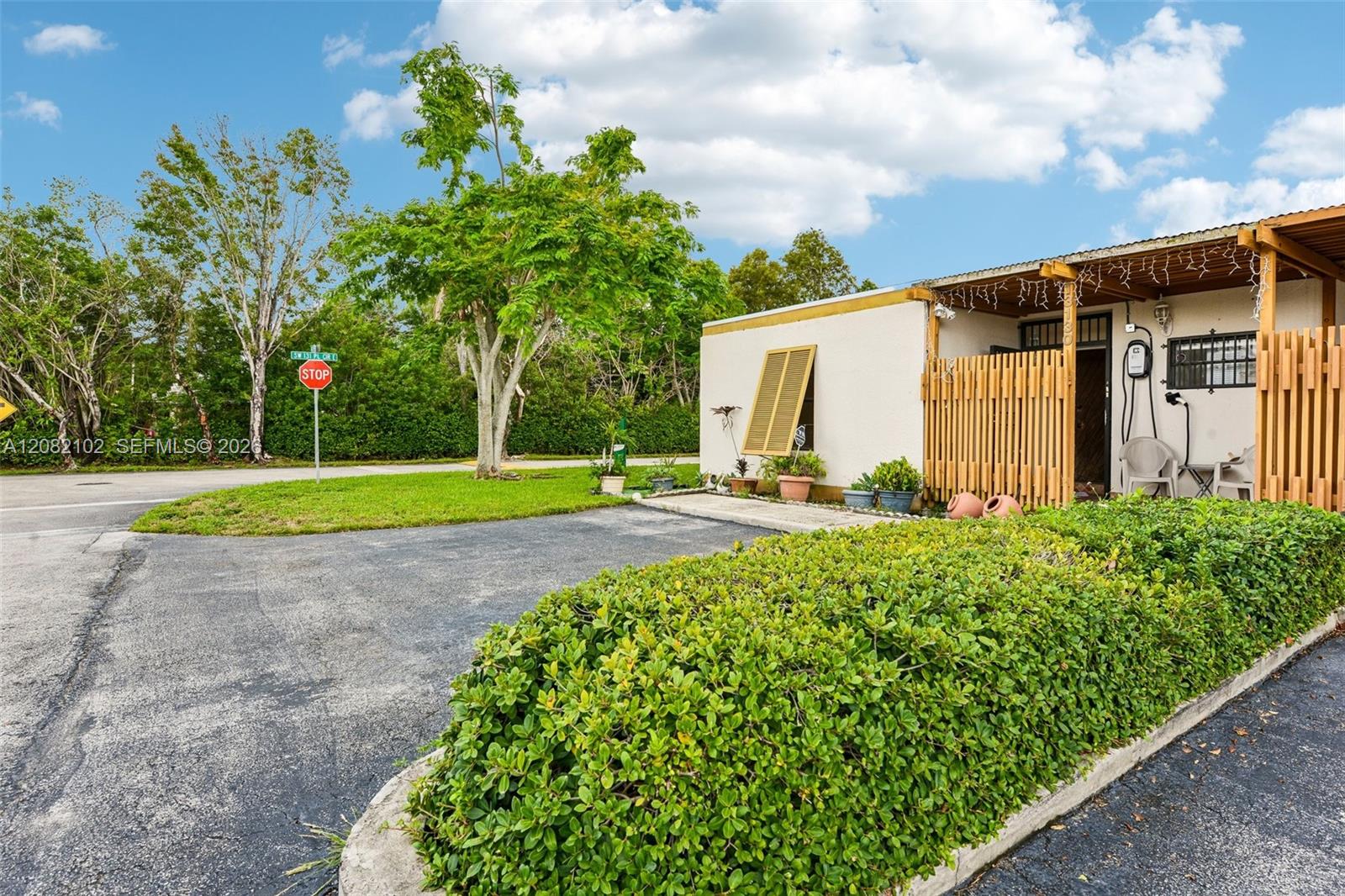 13130 SW 15th Ln — Photo 2