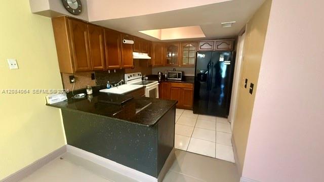 12 Meacham Ln # 12 — Photo 2