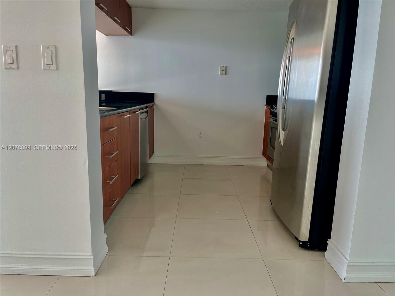 1800 N Bayshore Dr # 3710 — Photo 4