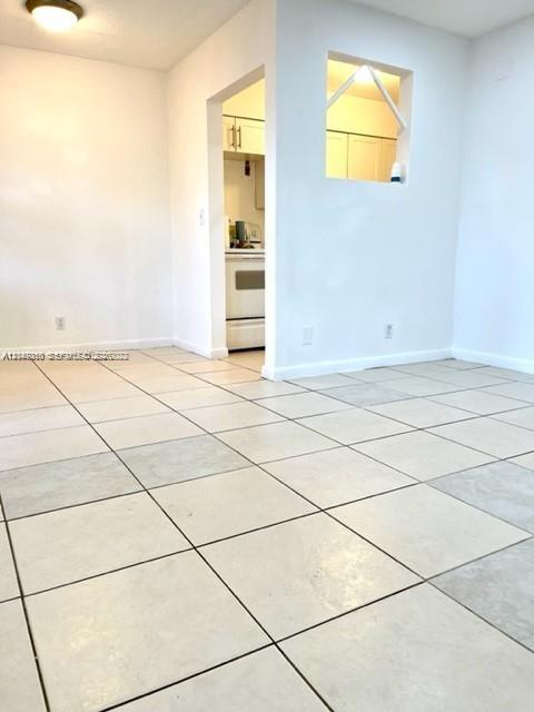 1204 NE 5th Ave # 3 — Photo 4