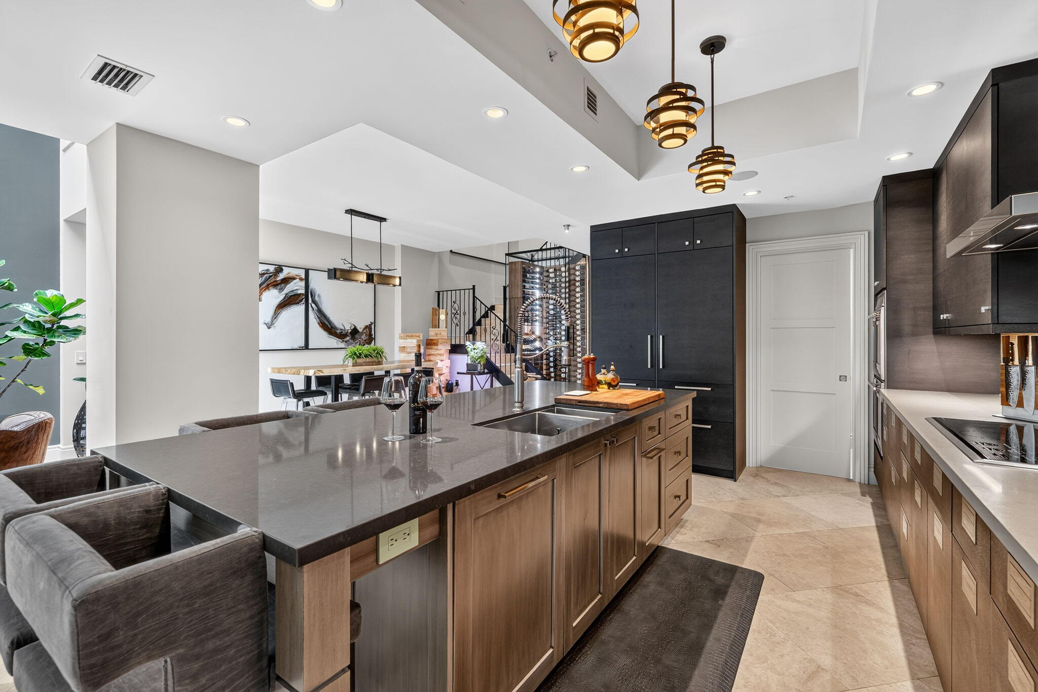 411 N NEW RIVER Drive E # 2 — Photo 4