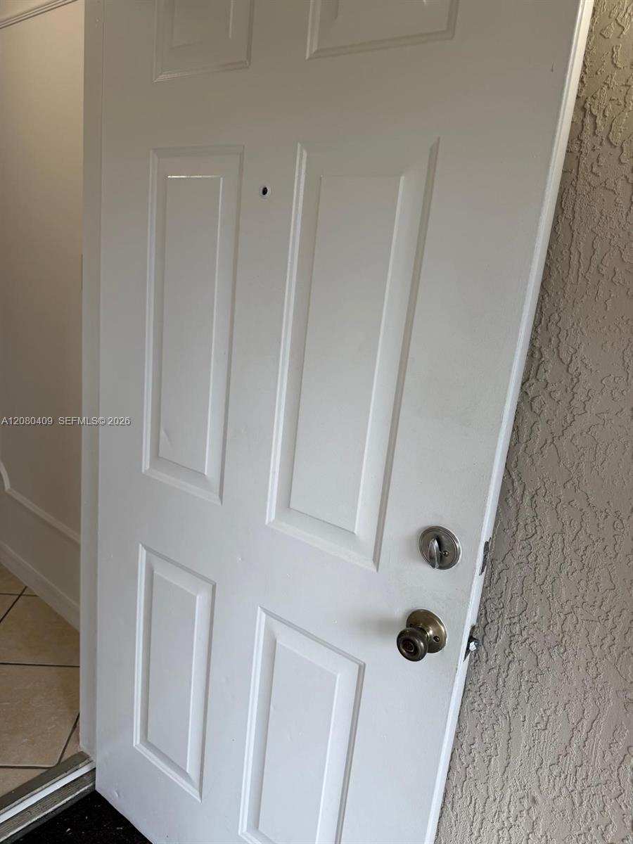 2900 SE 12th Rd # 28 — Photo 5