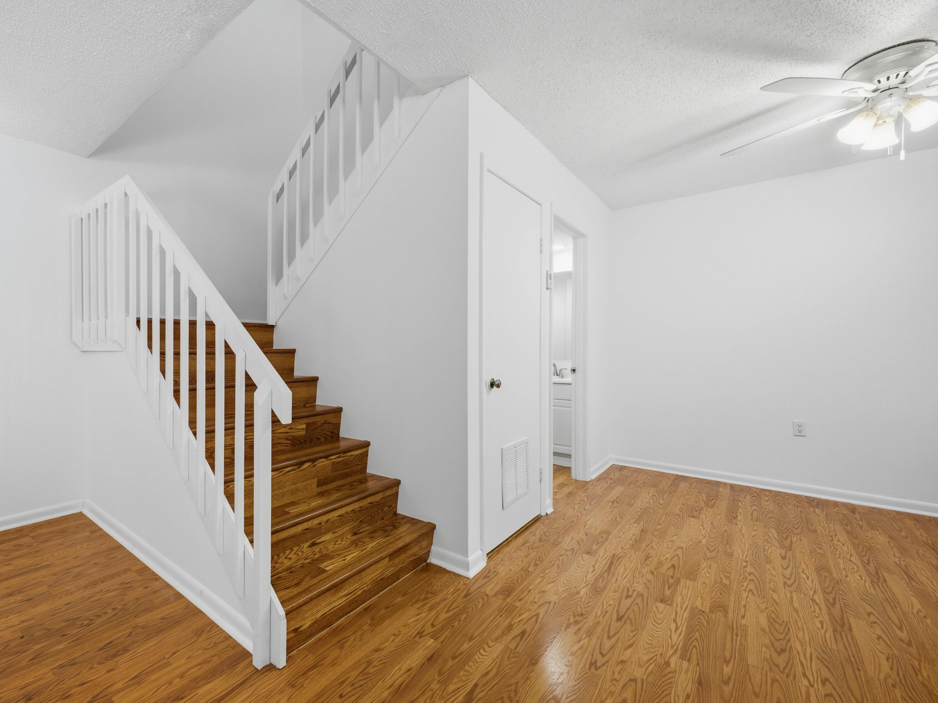 2213 22nd Lane, Palm Beach Gardens FL 33418