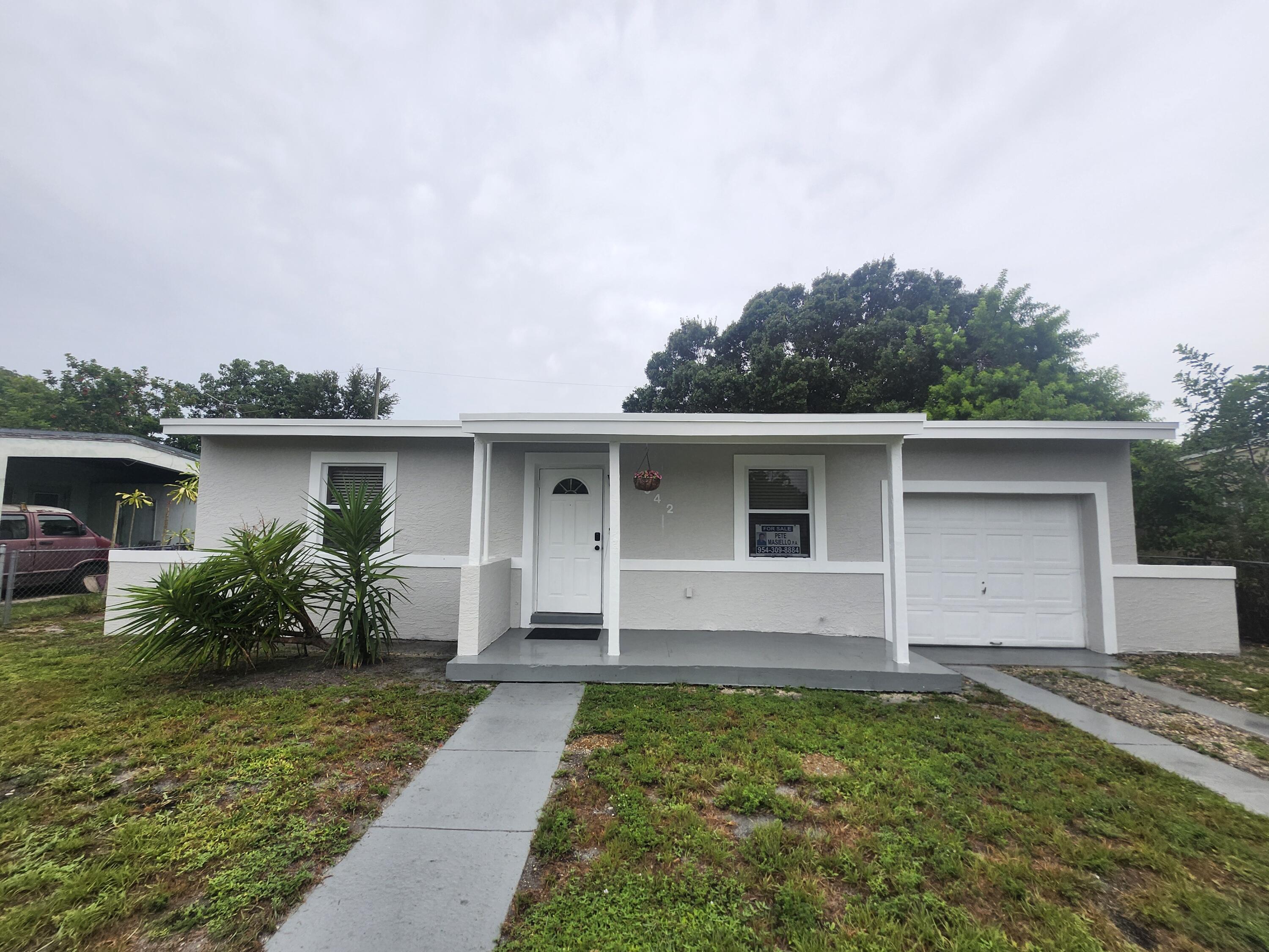 942 NW 12th Street, Fort Lauderdale FL 33311