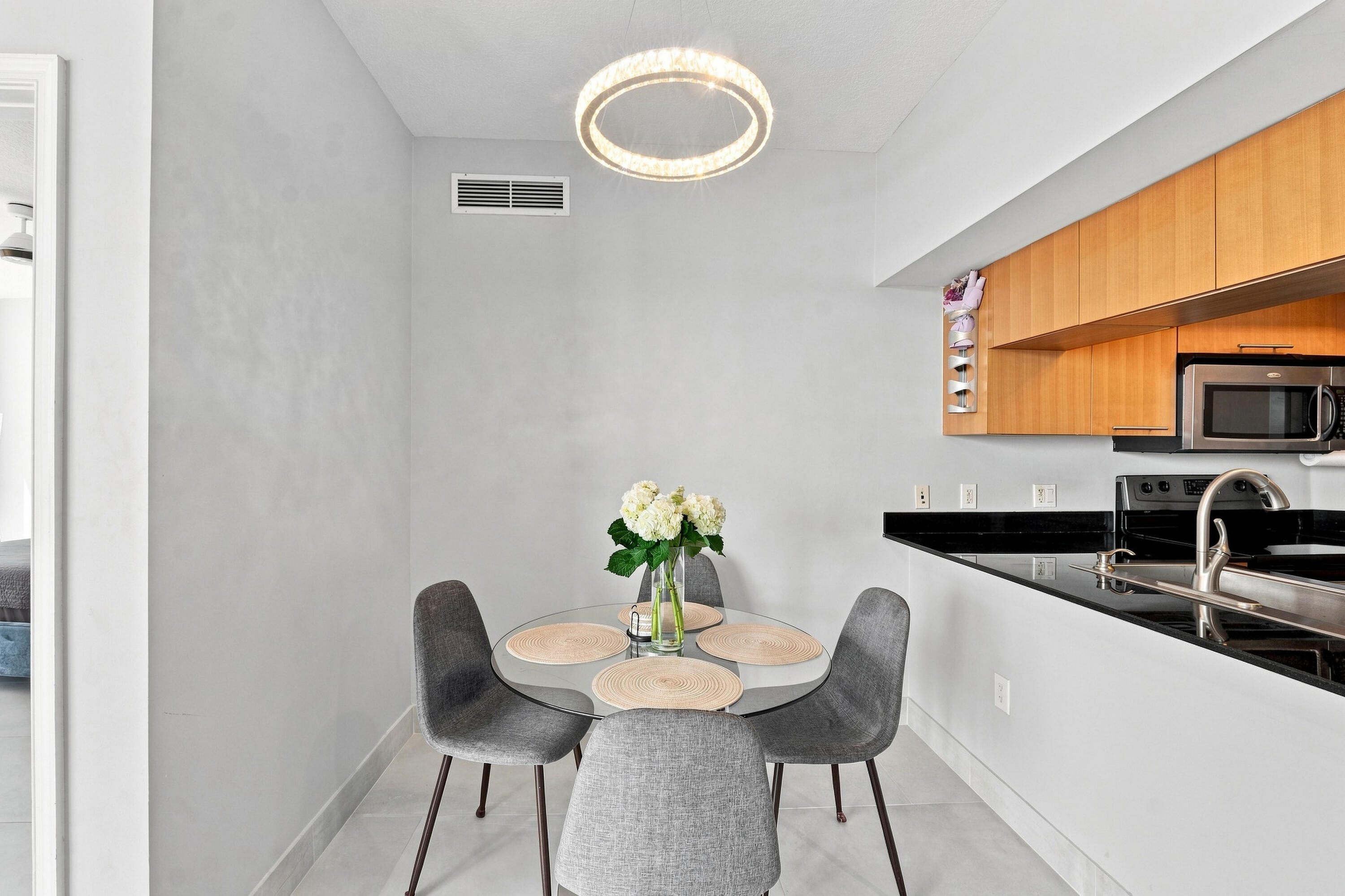 1750 N BAYSHORE Drive # 1202 View 15