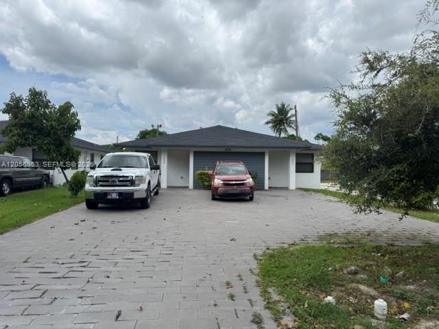 634 NW 12th St — Photo 2