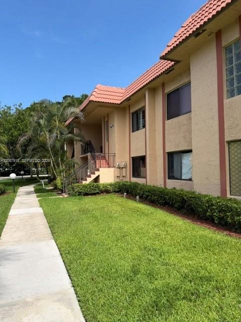 164 Lakeview Dr # 204, Weston FL 33326