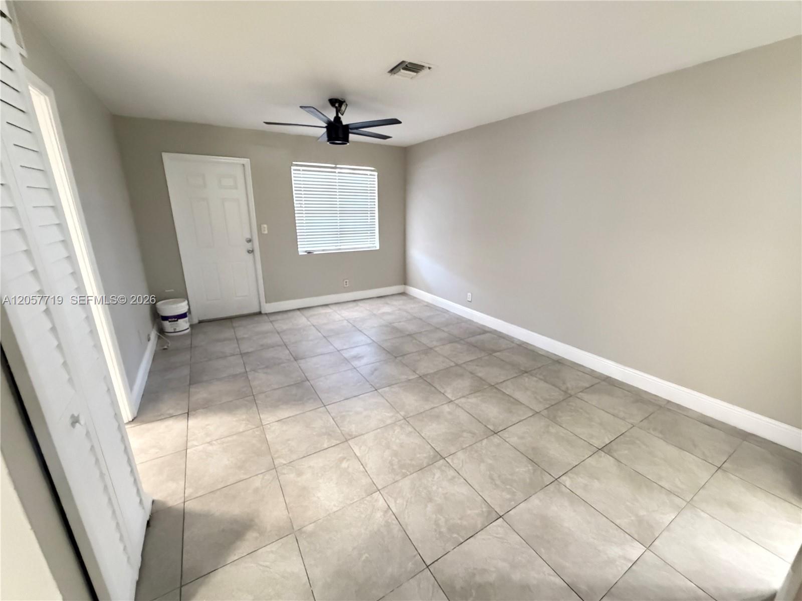 4680 SW 33rd Ave # 2 — Photo 3