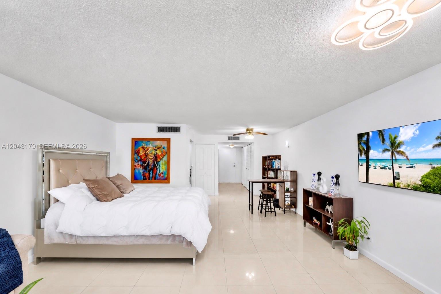 250 174th St, Sunny Isles Beach FL 33160