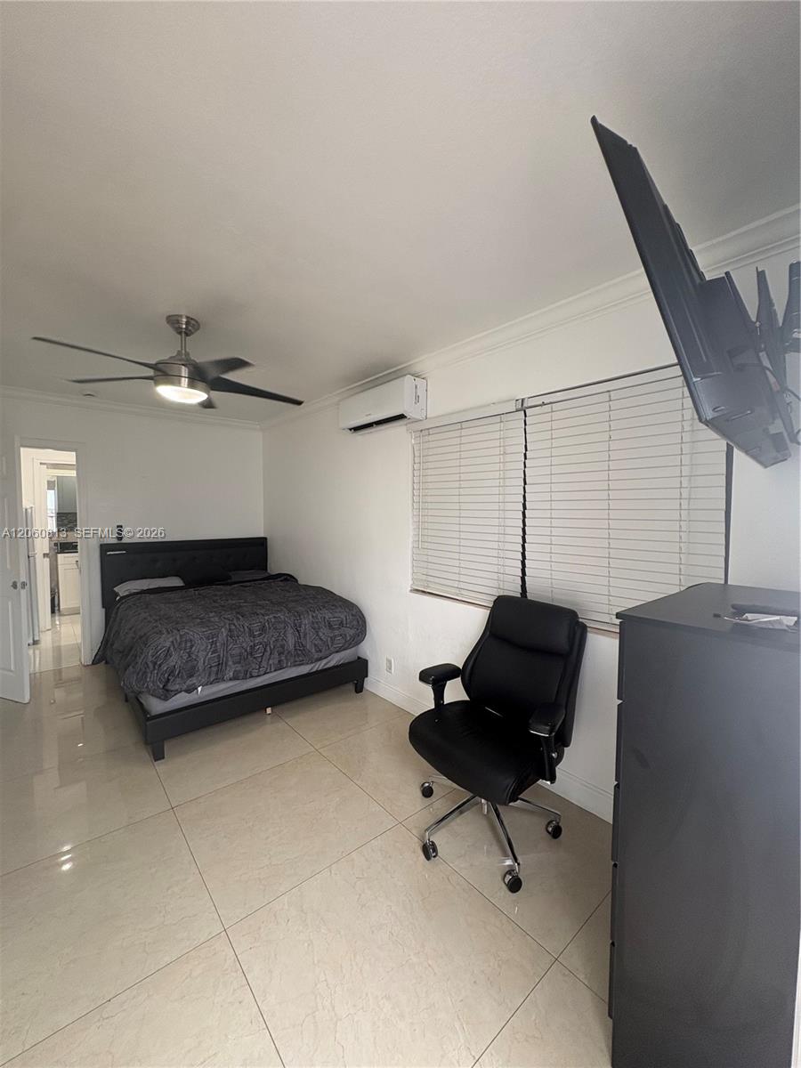 2400 Casablanca Dr # A — Photo 4