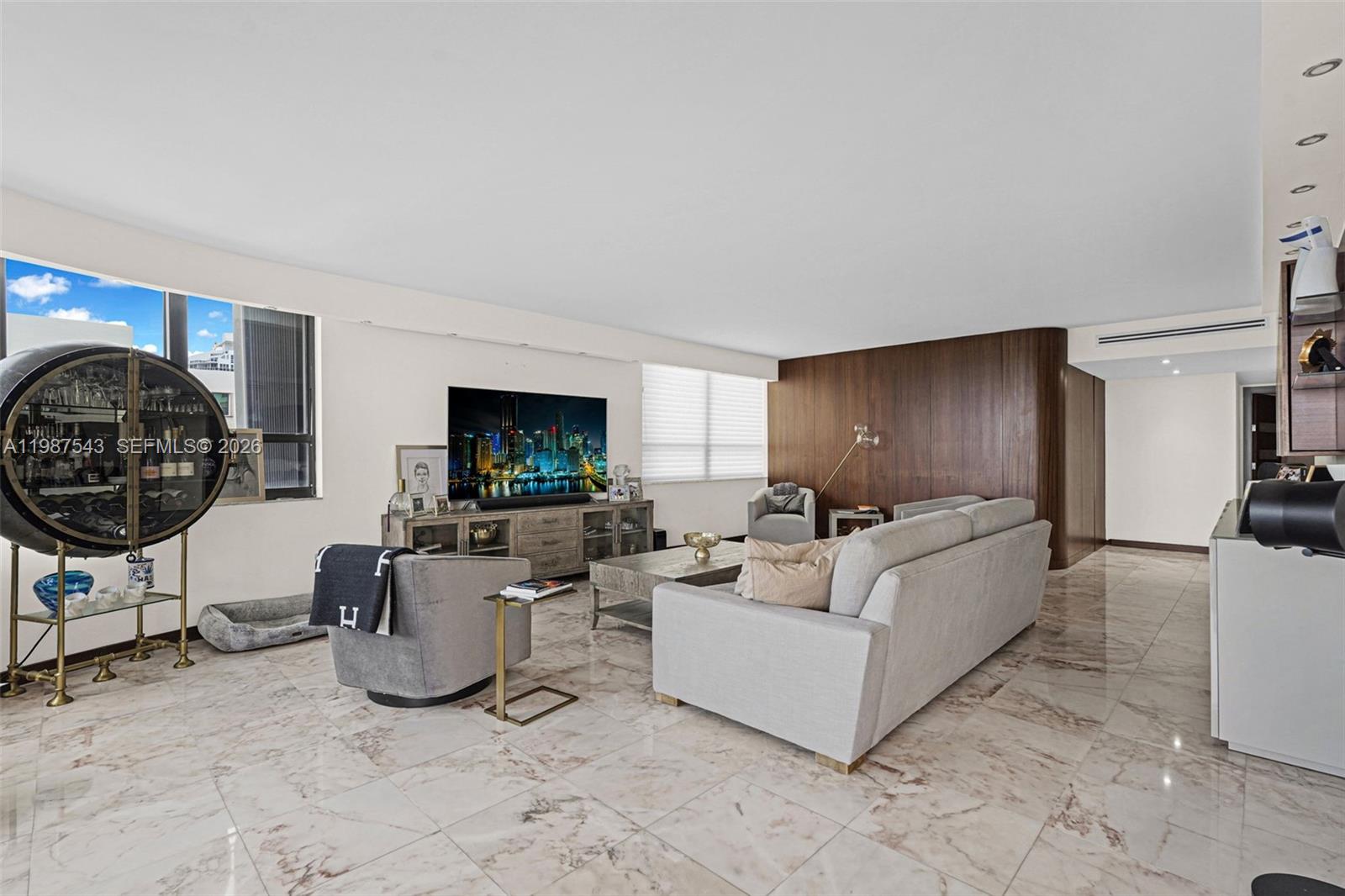 10175 Collins Ave # 1207 — Photo 3