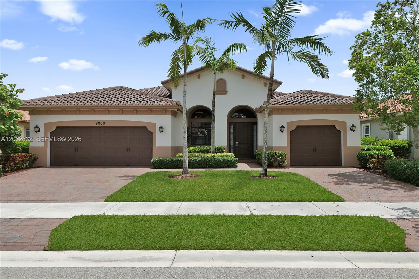 9000 Lakeview Place, Parkland FL 33076