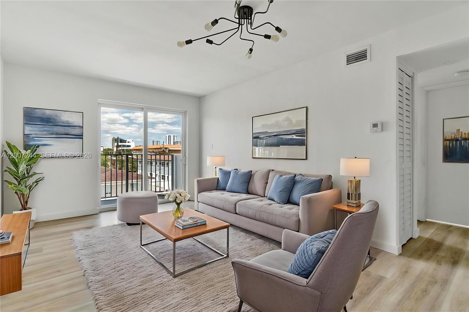 620 SW 10th St # 301, Miami FL 33130