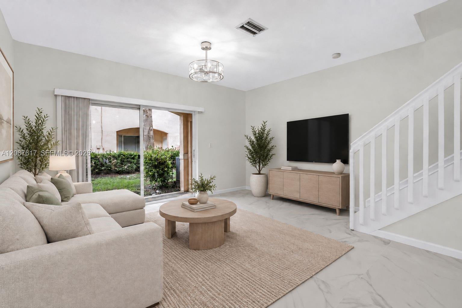 8870 N Isles Cir — Photo 3