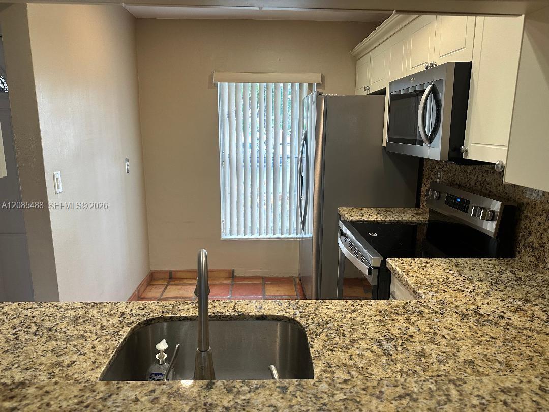 10836 SW 123rd Pl — Photo 5