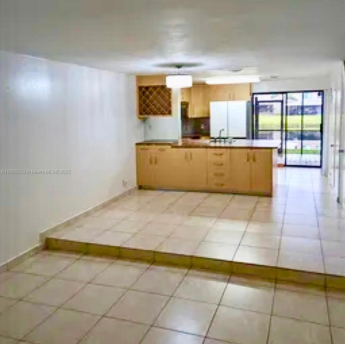 5164 S University Dr — Photo 3