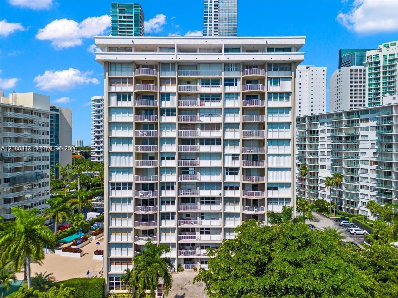 1420 Brickell Bay Dr # 1101A — Photo 4