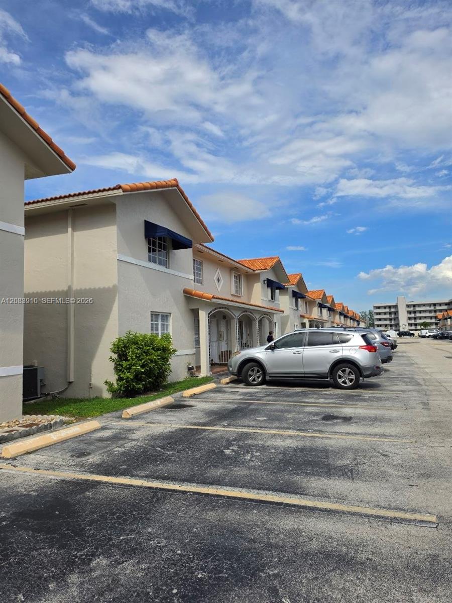 10101 W Okeechobee Rd # 202 — Photo 3