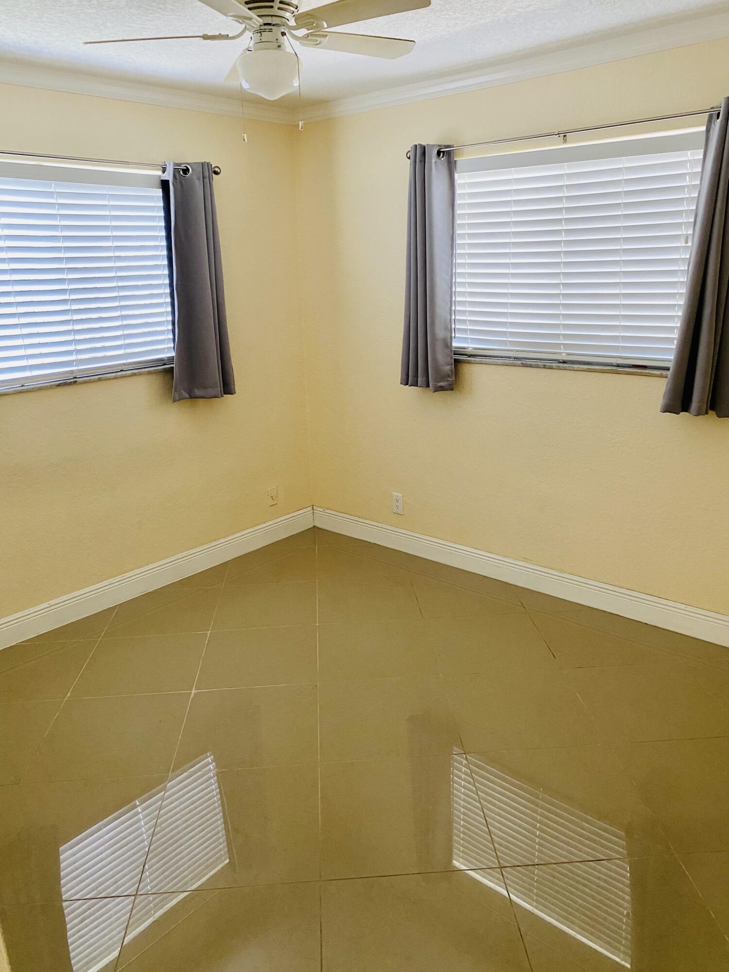4559 NW 16th Way — Photo 4