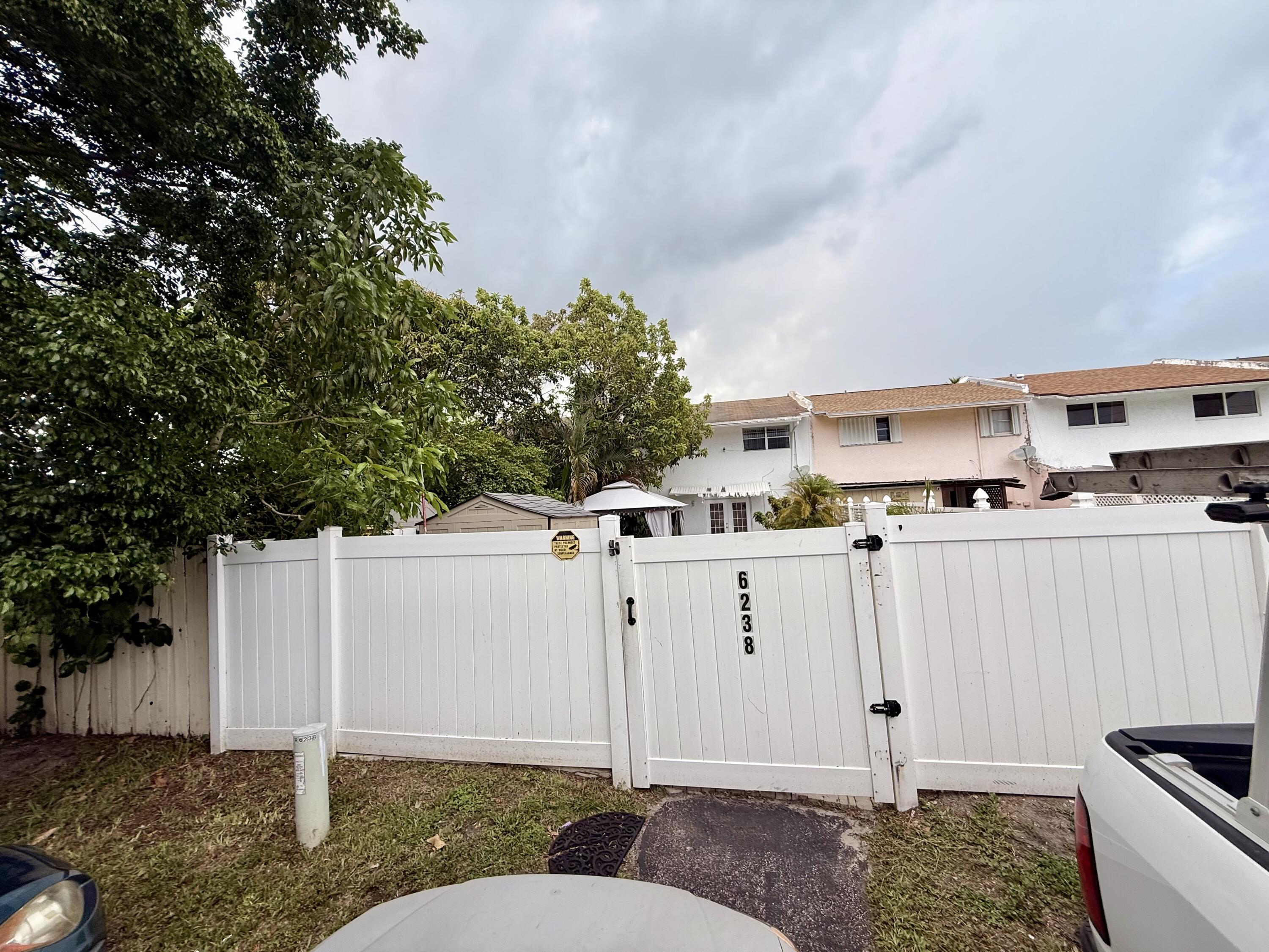 6238 SW 7th Street — Photo 5