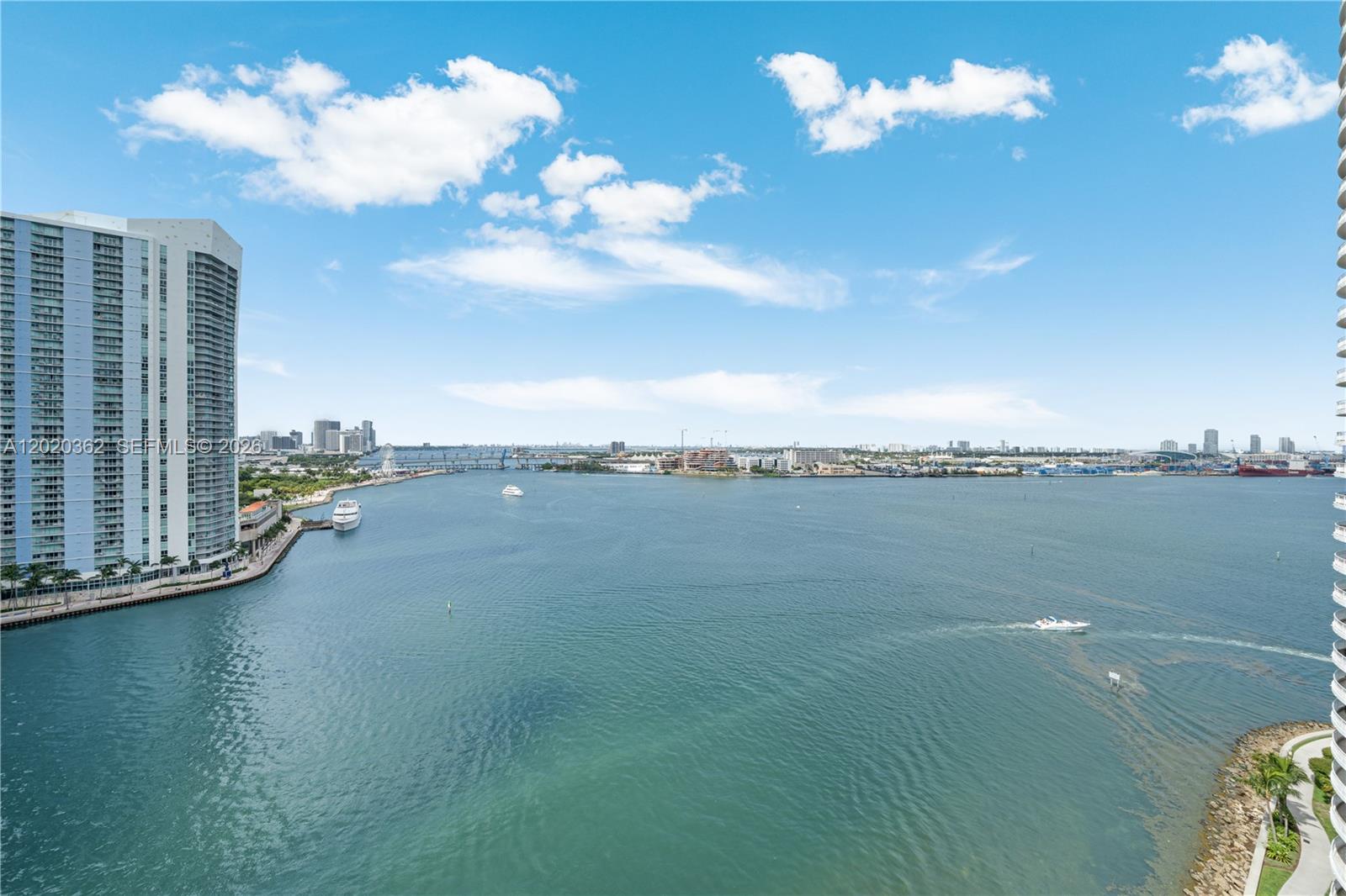888 Brickell Key Dr # 1612, Miami FL 33131