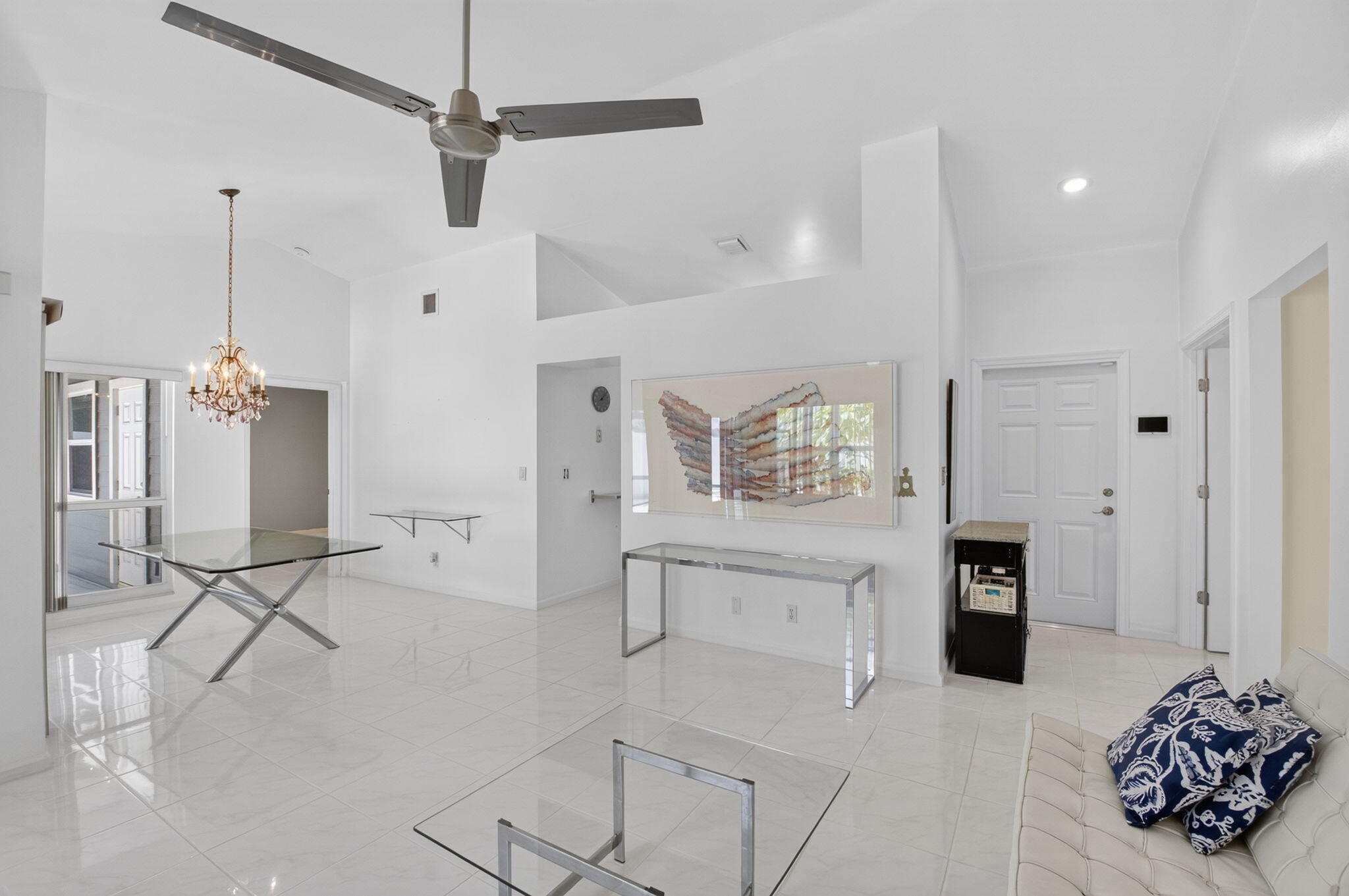 5335 PARK PLACE Circle — Photo 4