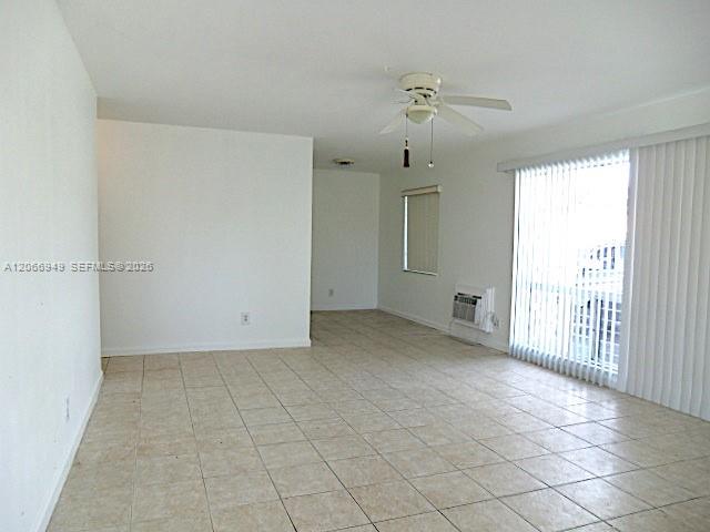 2724 NE 32nd St # 1 — Photo 4