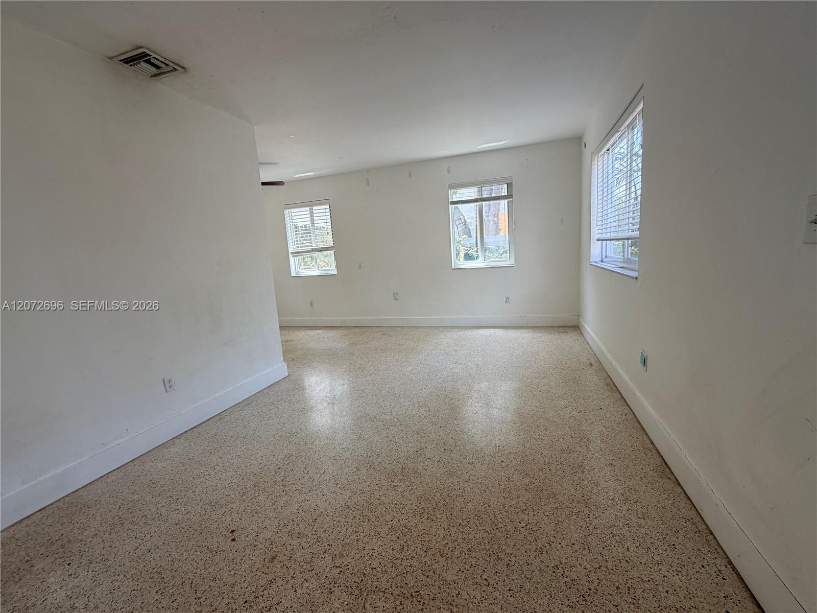 3068 Carter St # 1 — Photo 3