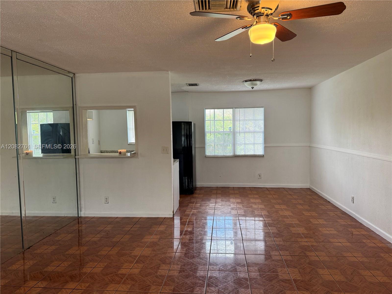 717 SW 79th Ave — Photo 3