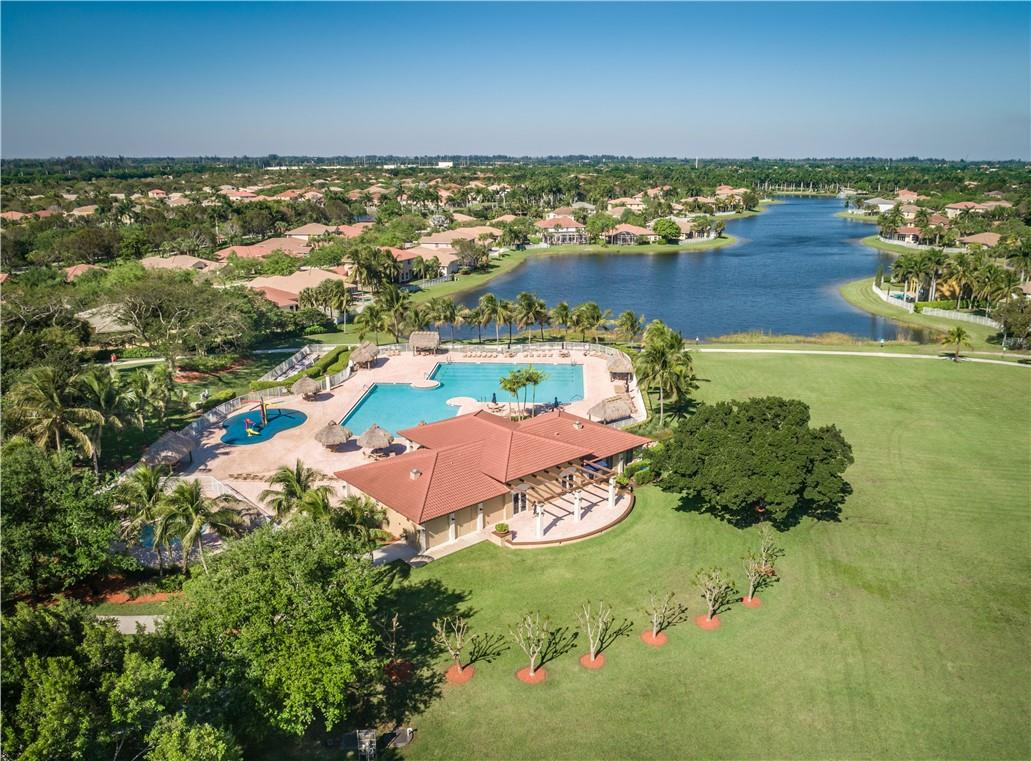 4297 Pine Ridge Court, Weston FL 33331