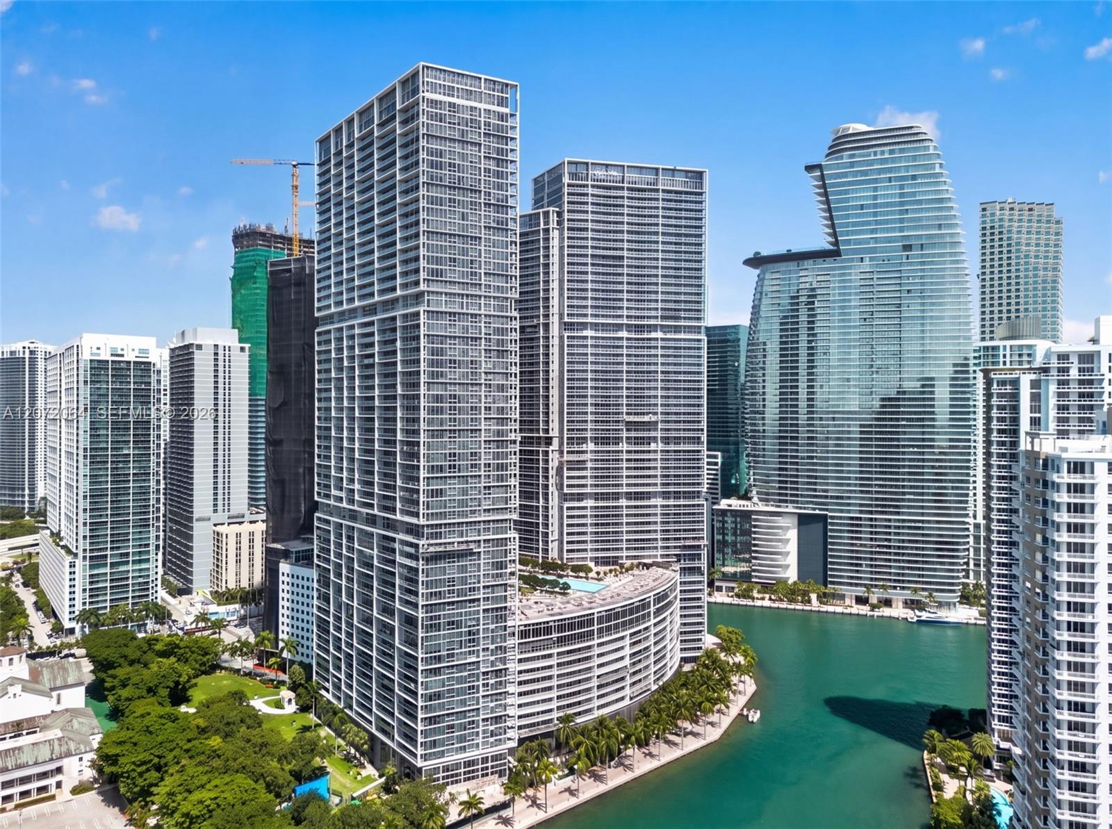 465 Brickell Ave # 419, Miami FL 33131