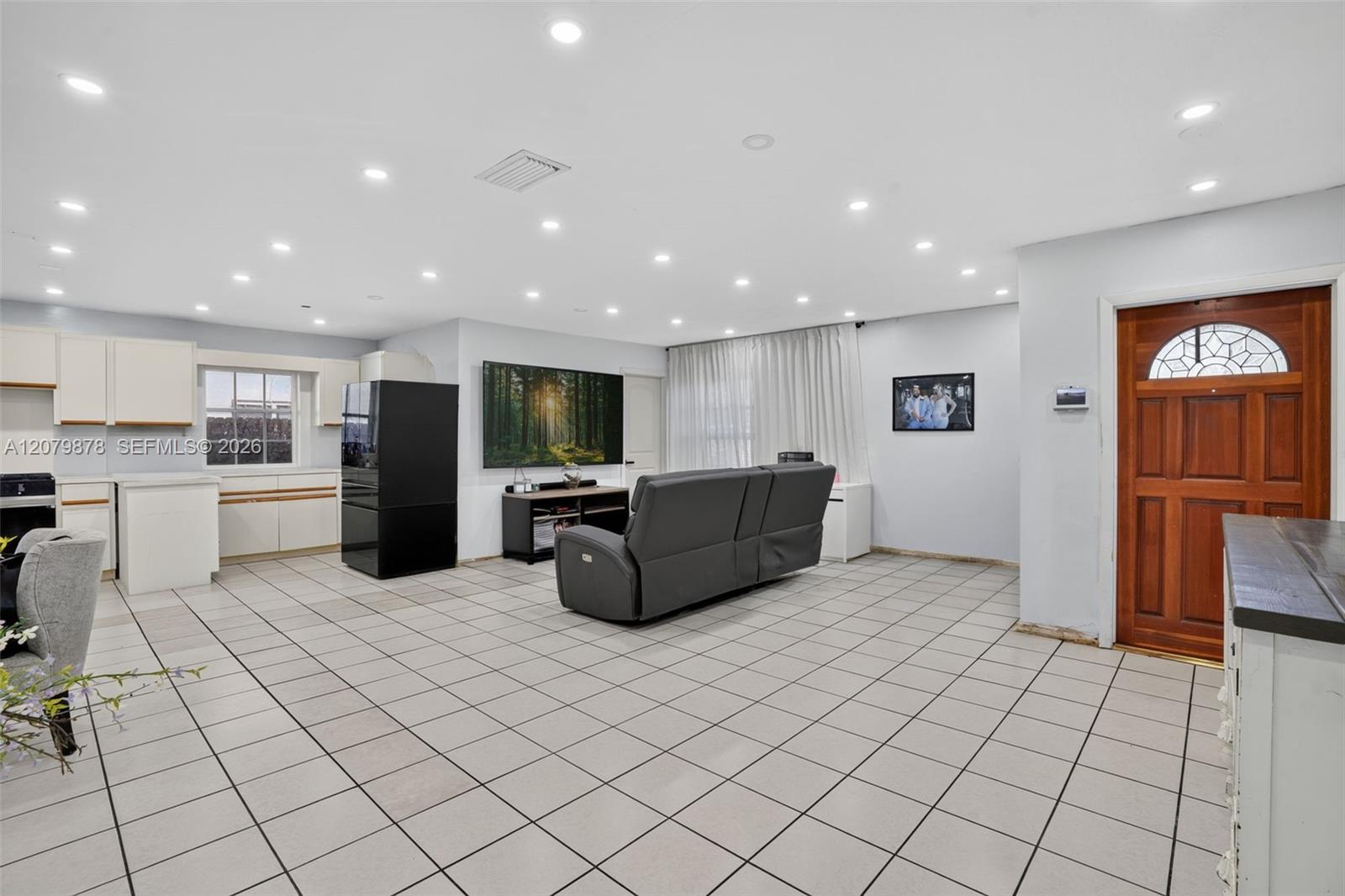 18569 SW 89th Pl — Photo 5