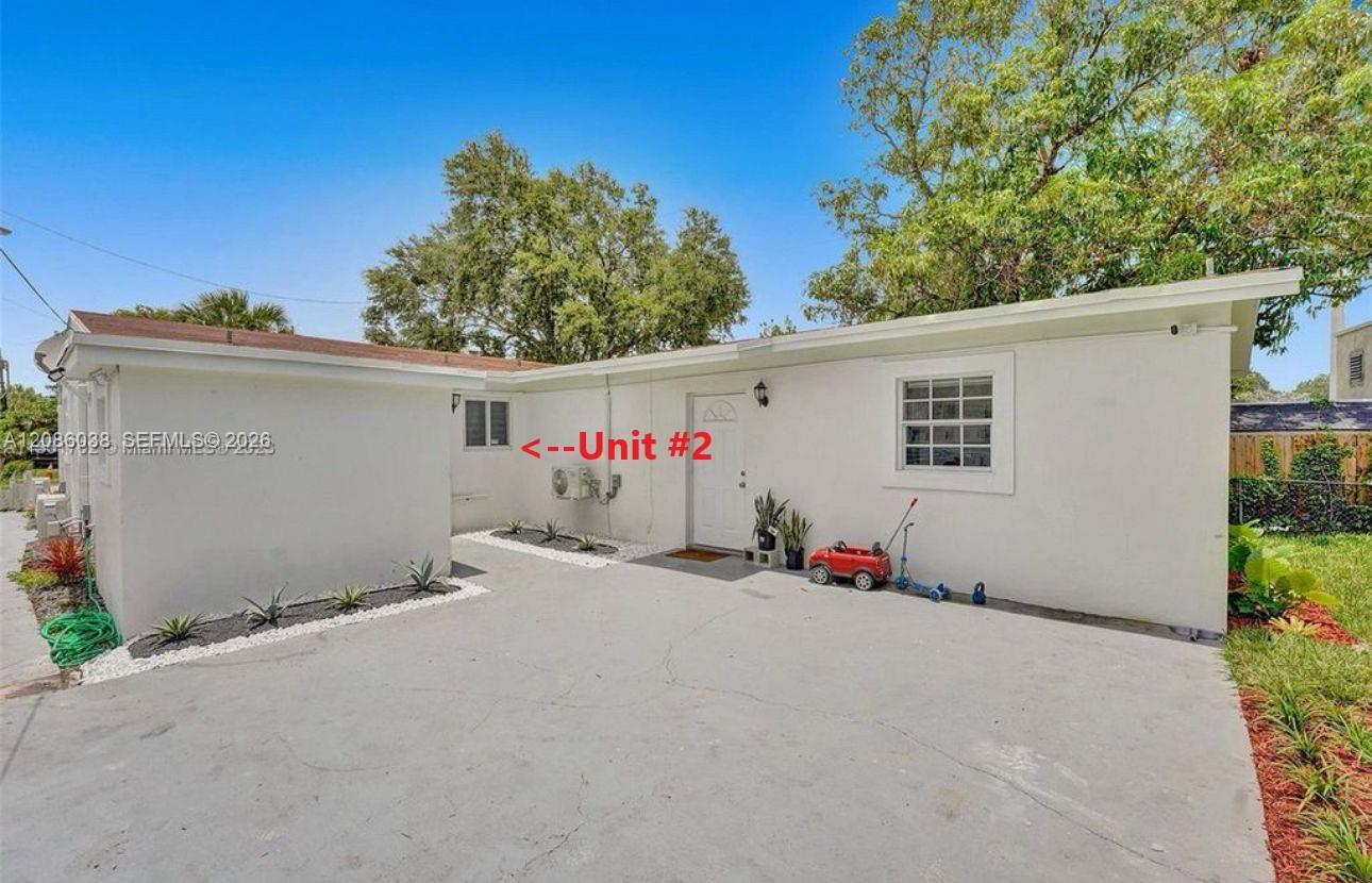 685 SW 7th Ter # 2 — Photo 2