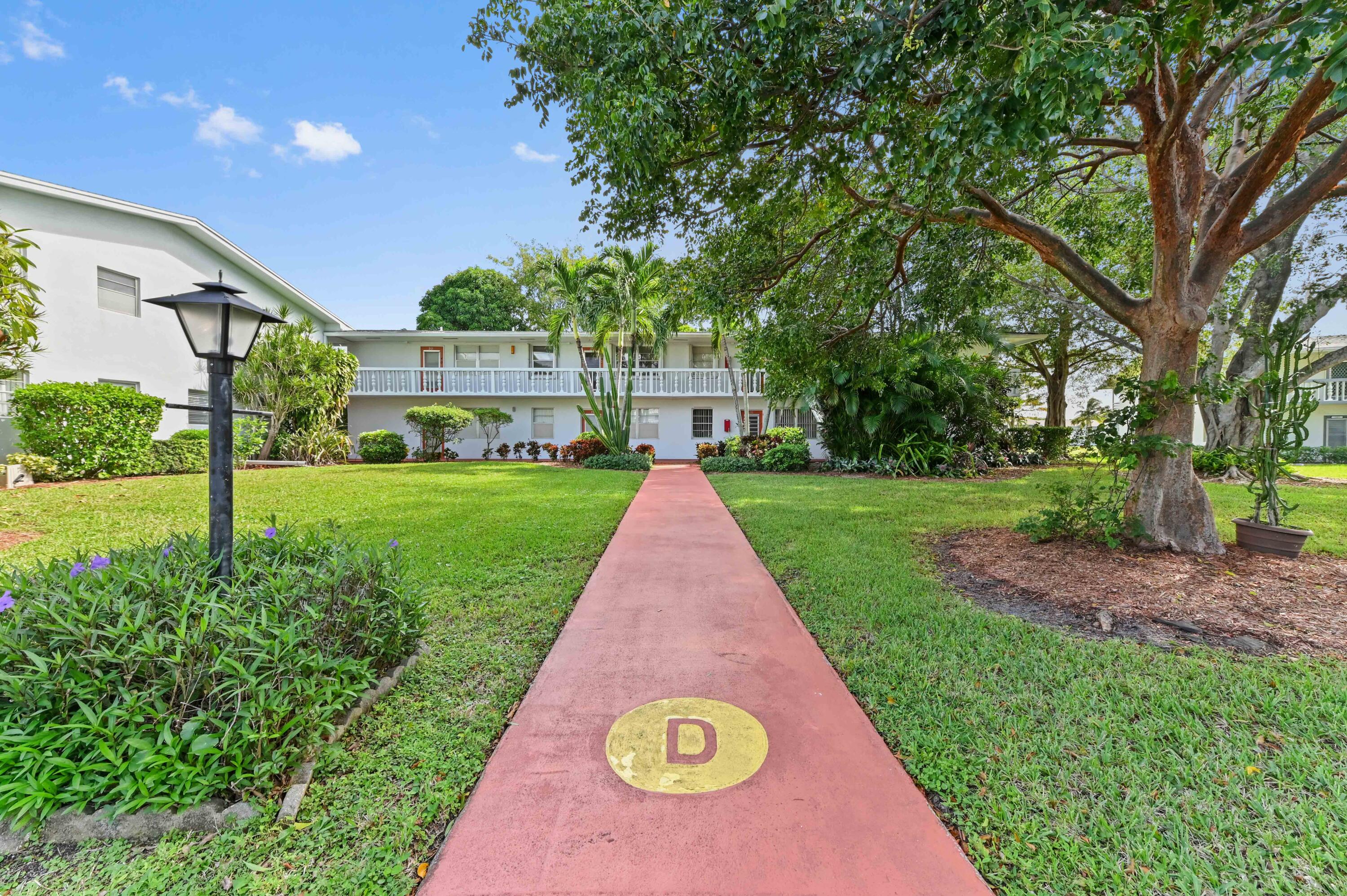 203 Ellesmere D, Deerfield Beach FL 33442