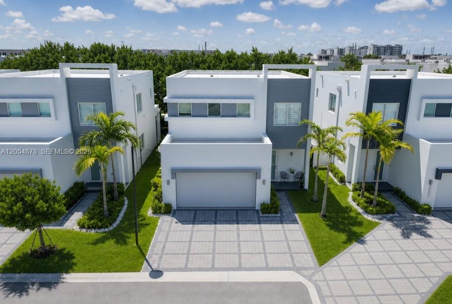 10384 NW 67th Ter, Doral FL 33178