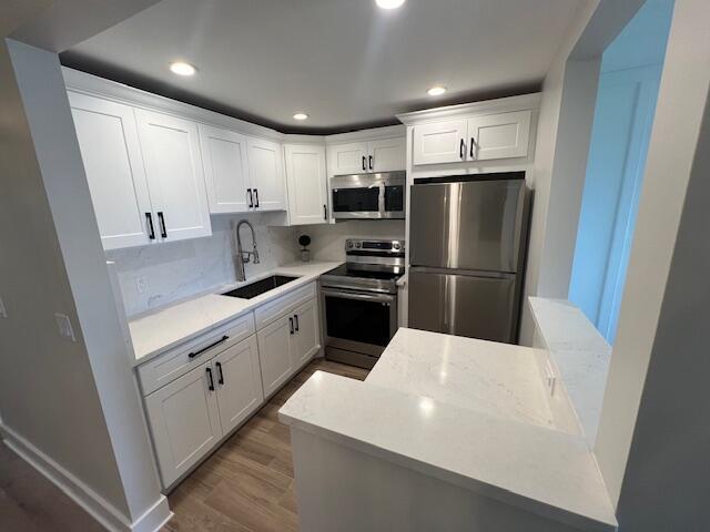 124 SHEFFIELD F — Photo 2