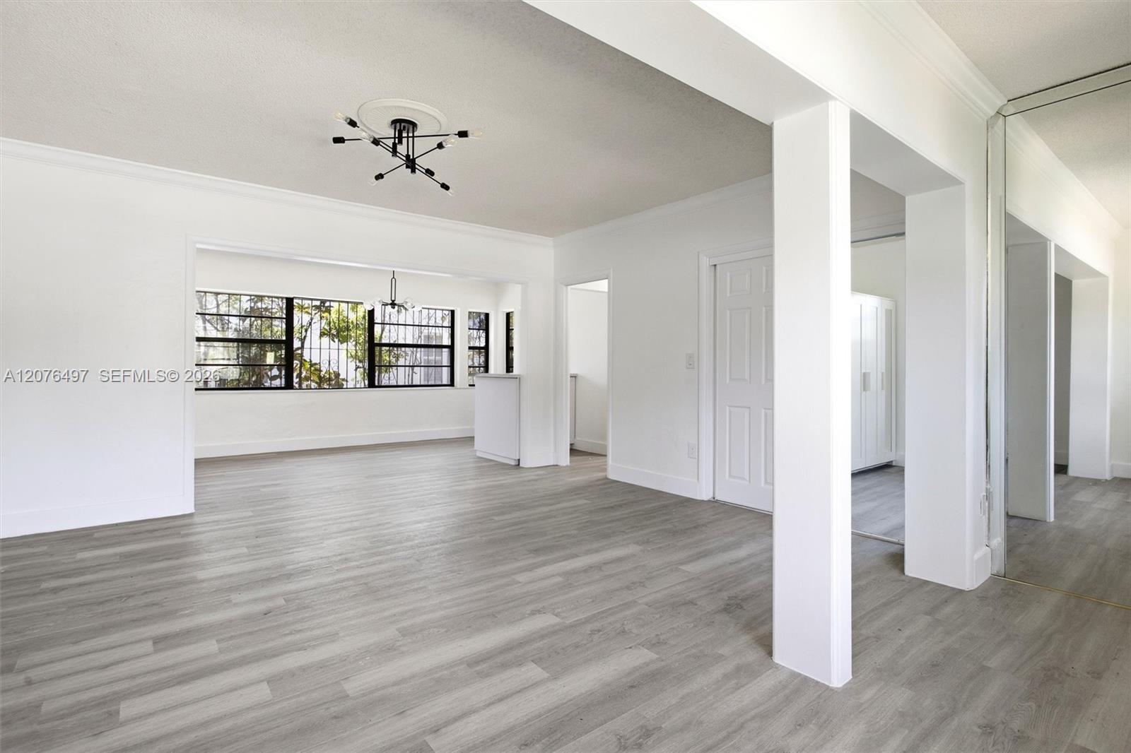 1200 SW 18th Ave — Photo 5