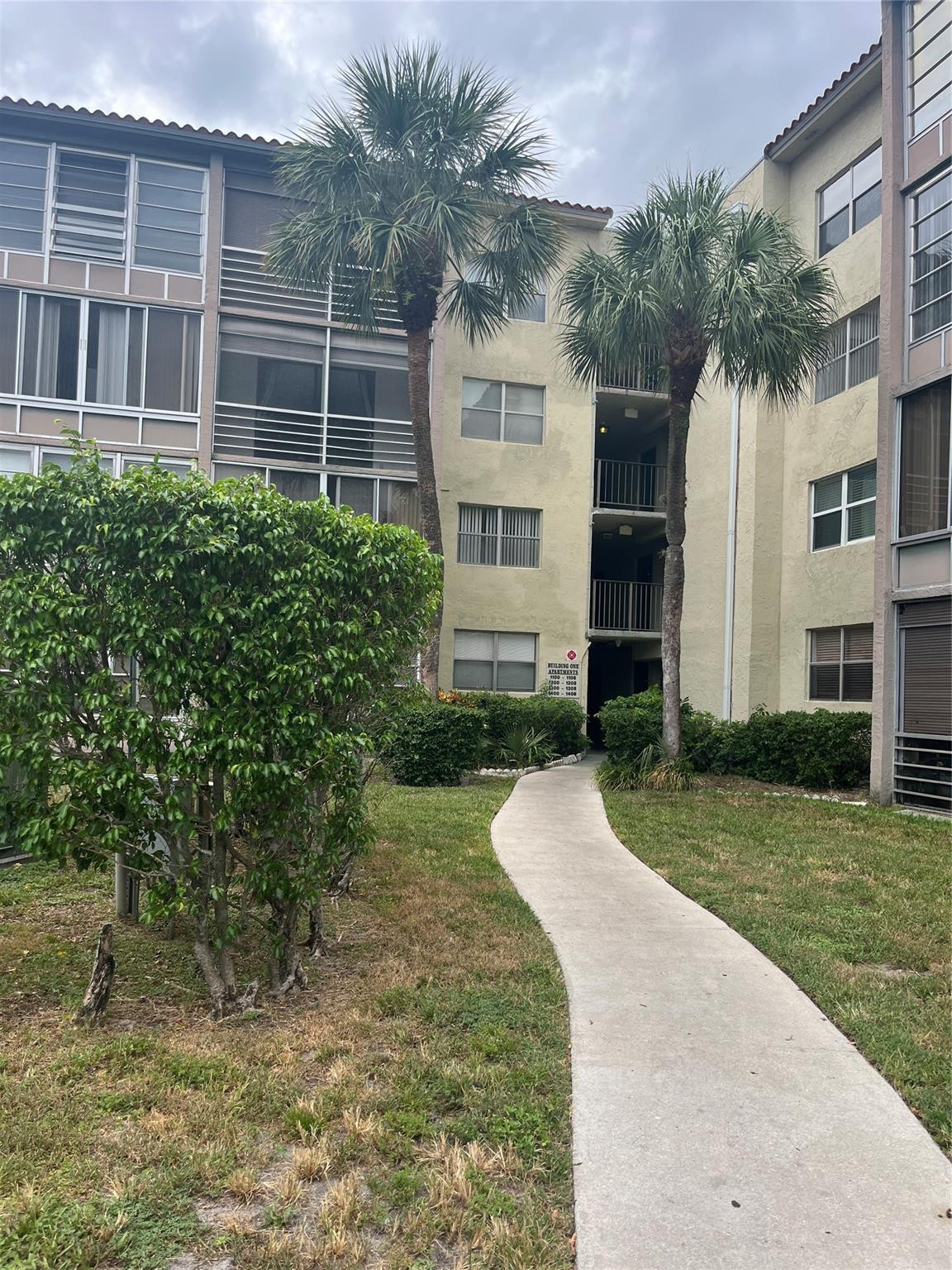 1800 sw 81 Ave N 81 Ave Lauderdale Avenue # 1418, North Lauderdale FL 33068