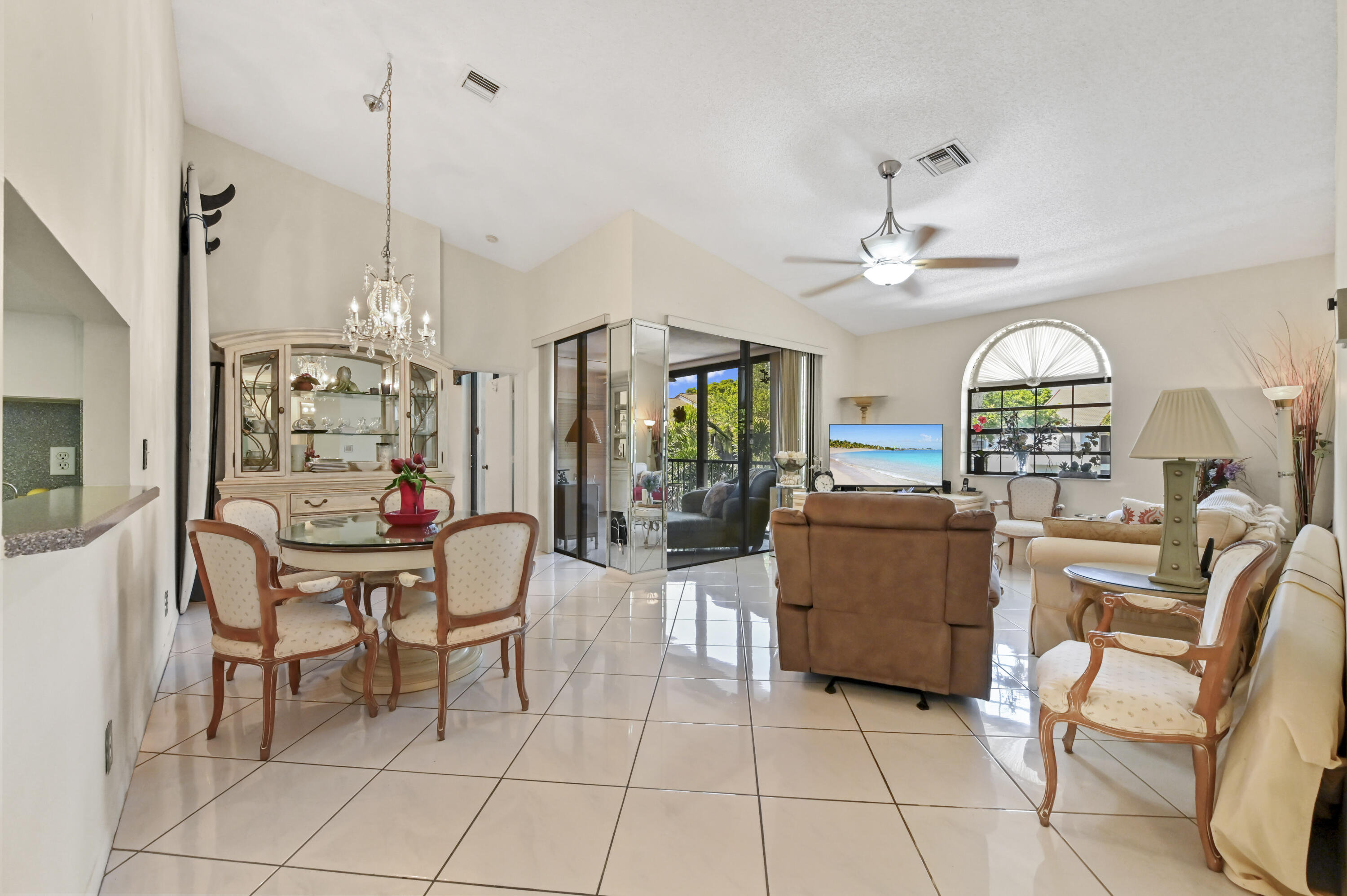 5450 Verona Drive # O — Photo 5