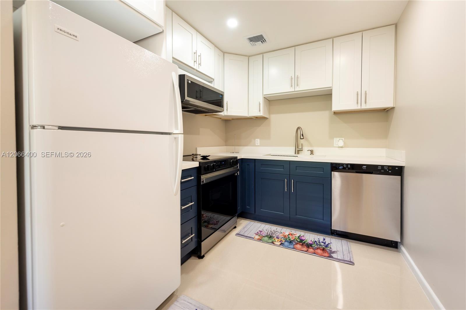13250 SW 7th Ct # 412L — Photo 4