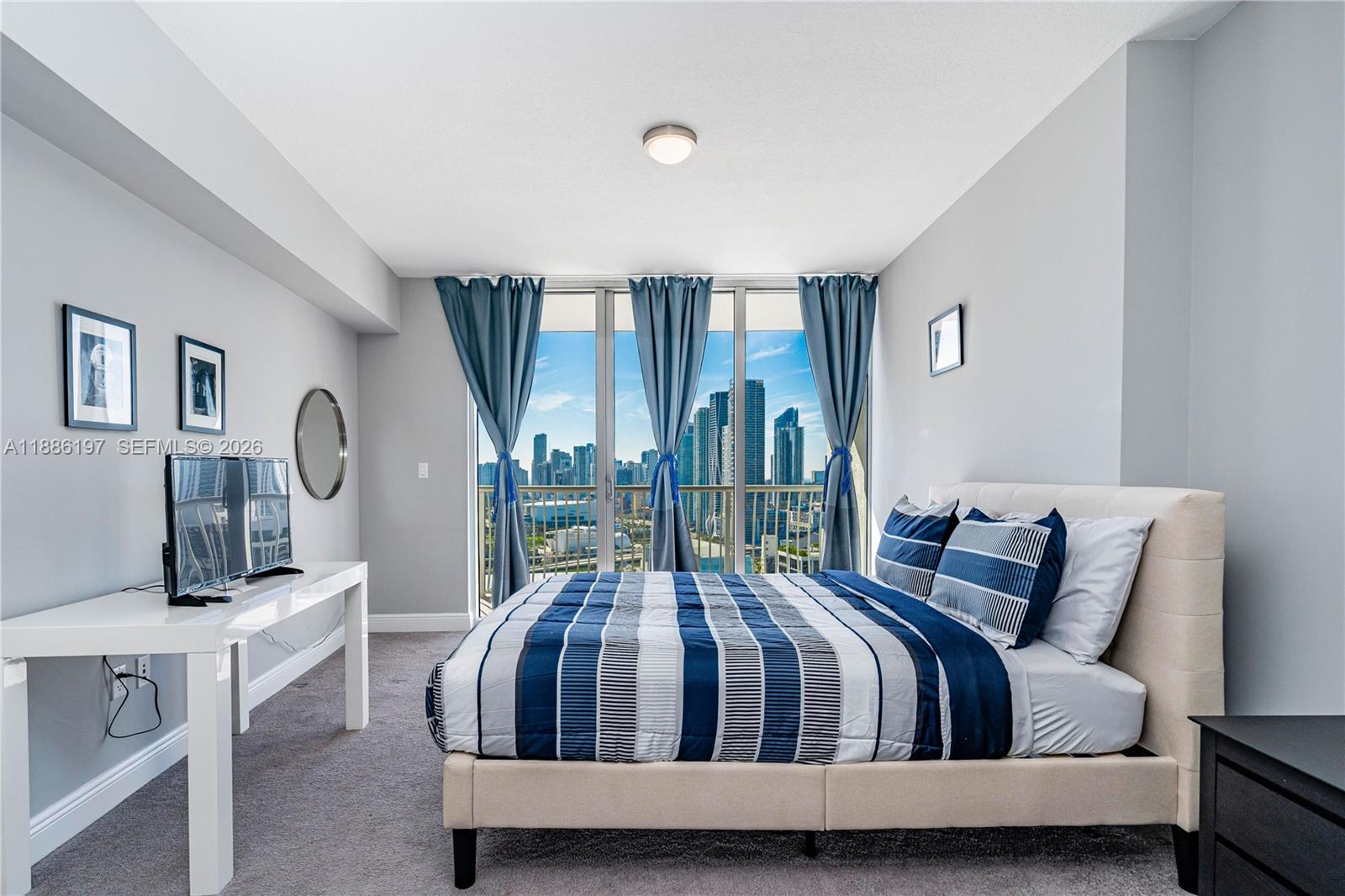 1750 N Bayshore Dr # 3410 View 2