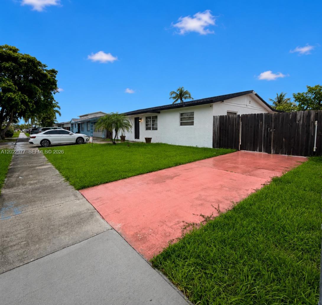 14905 SW 304th Ter, Homestead FL 33033