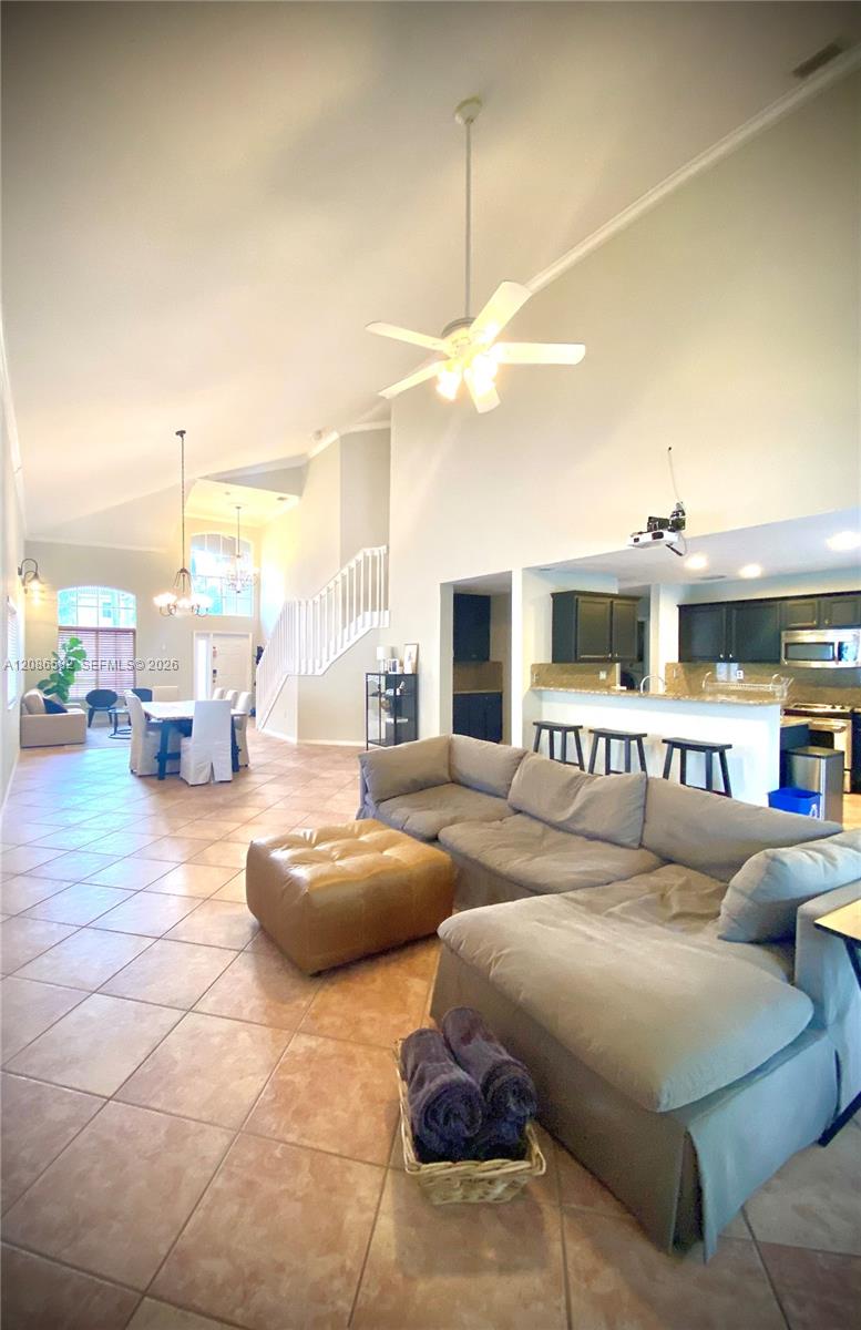 5344 NW 111th Ct — Photo 3