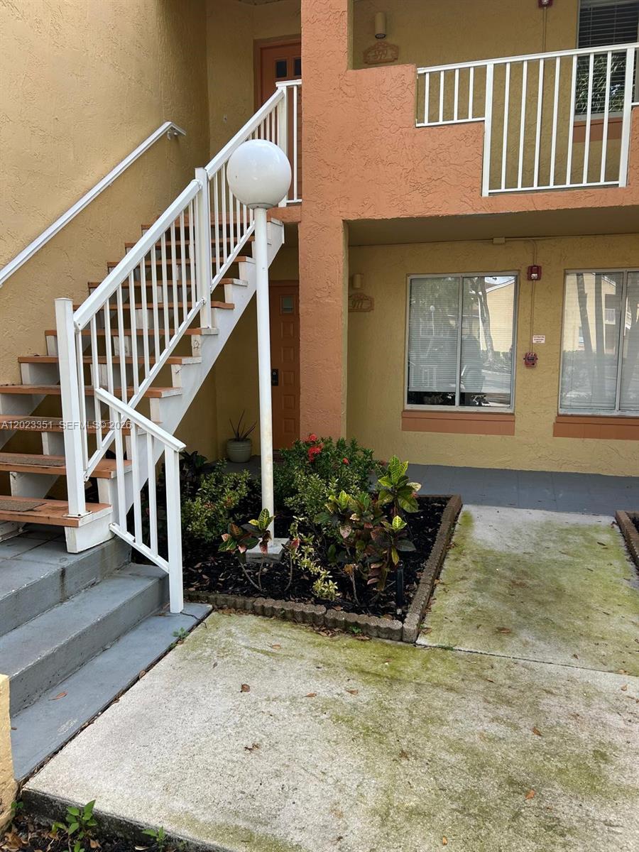 977 Coral Club Dr # 977 — Photo 3