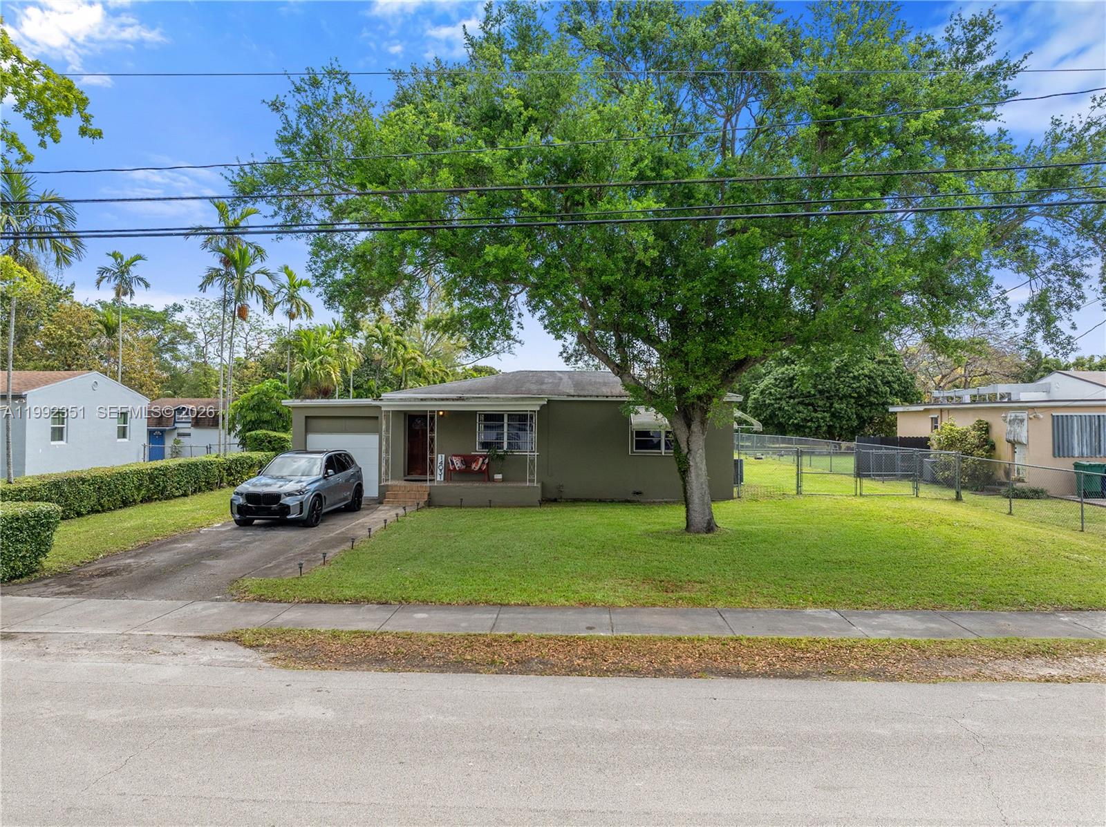 14031 NW 5th Ave, Miami FL 33168