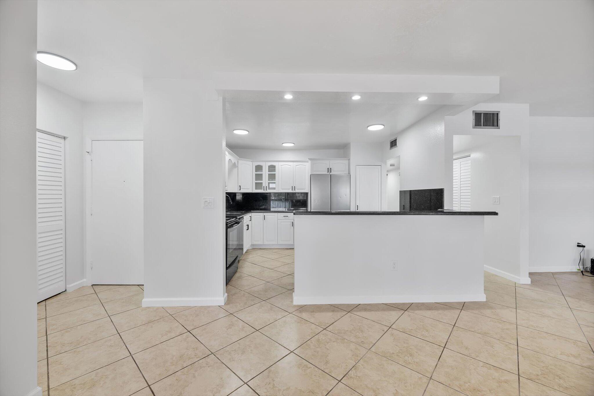 740 NE 199TH Street # 205G — Photo 3