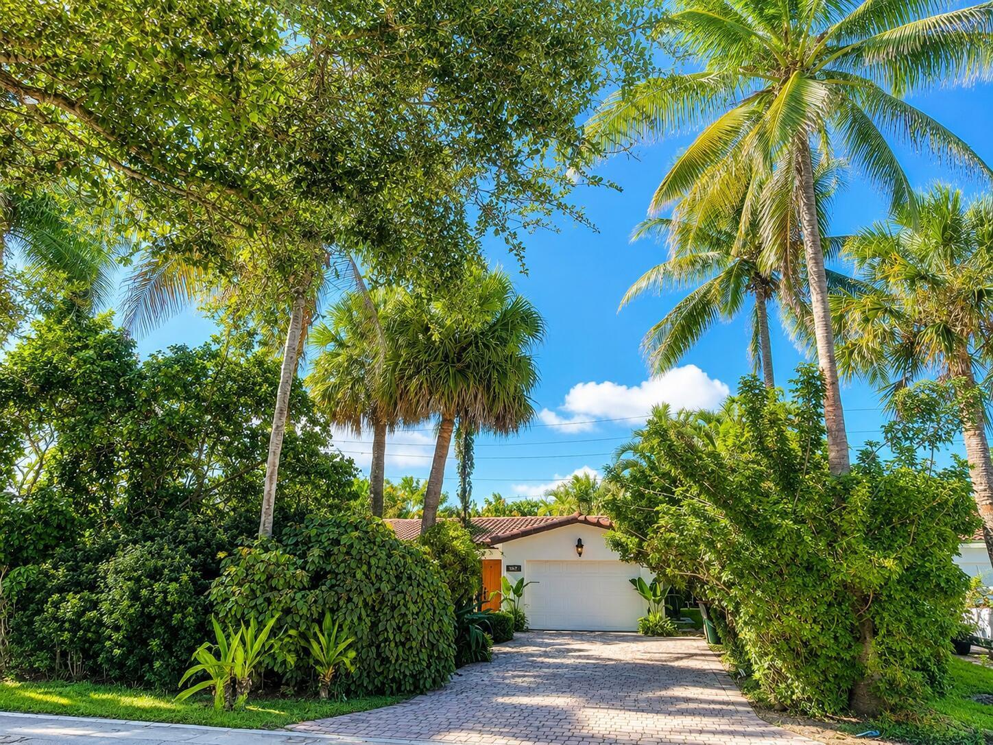 921 NW 7th Street, Boca Raton FL 33486