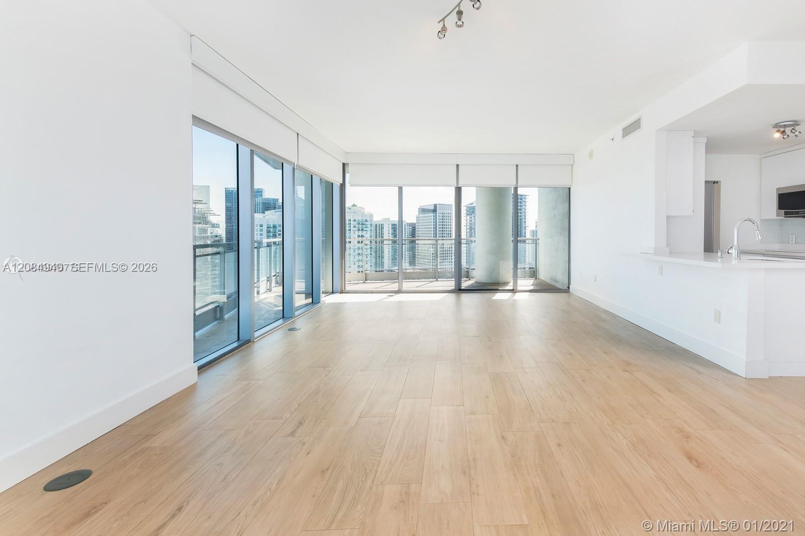 90 SW 3rd St # 4004 — Photo 3