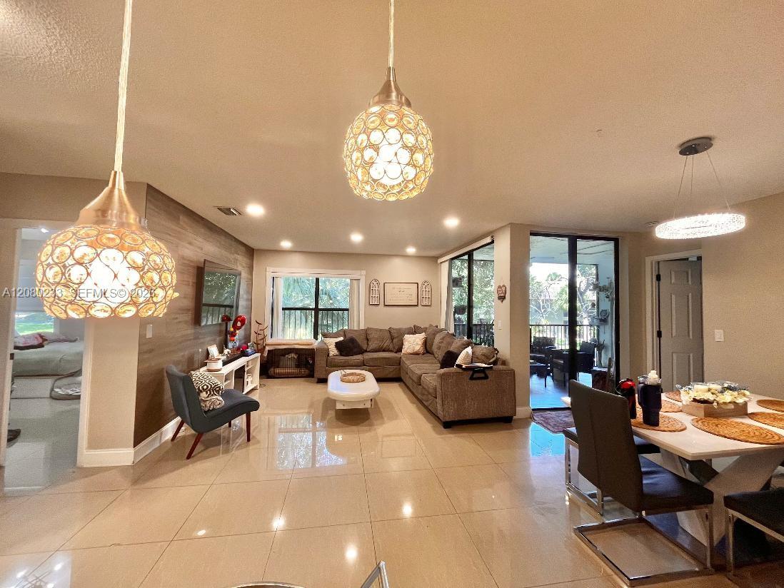4511 S Carambola Cir S # 27300 — Photo 2